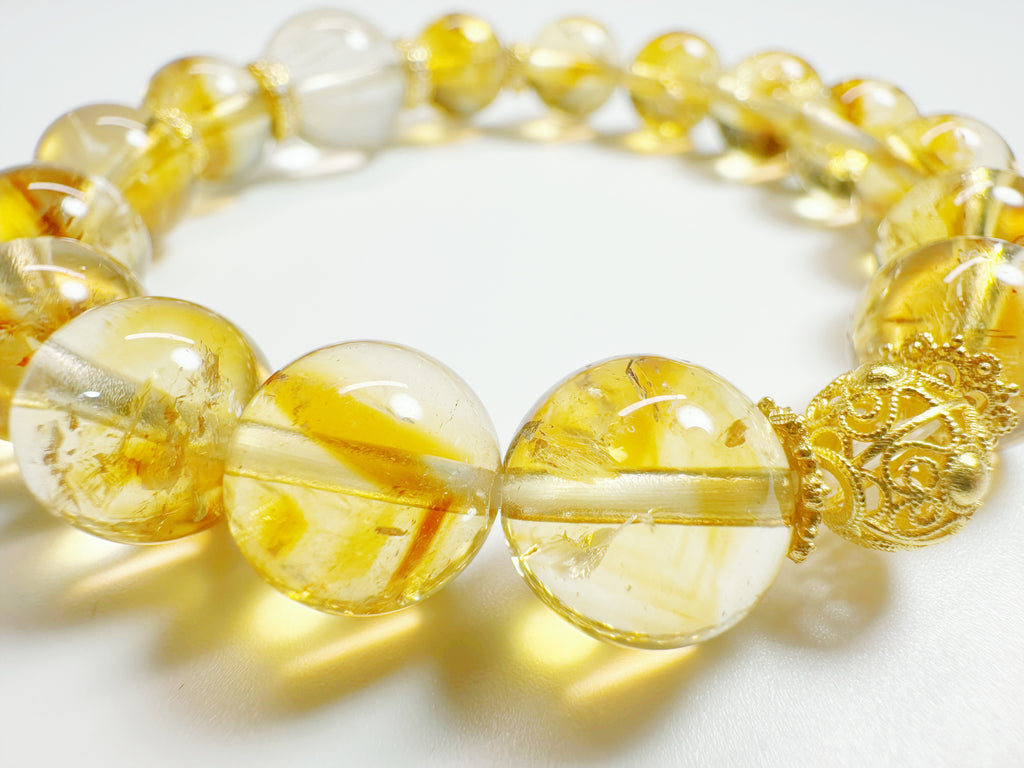 The Guī(瑰) – Handcrafted, Crystal Bracelet