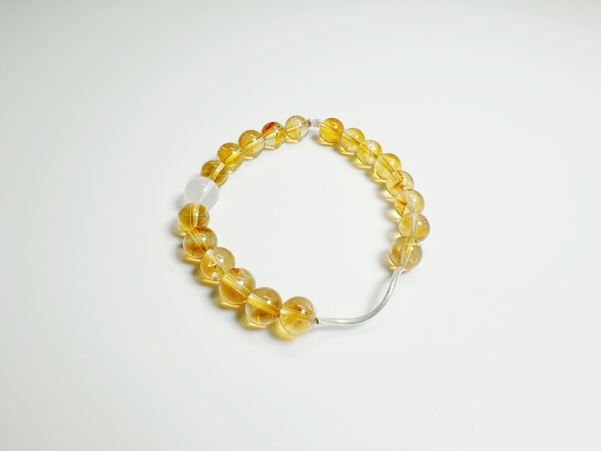 The Yún(云) – Handcrafted, Crystal Bracelet