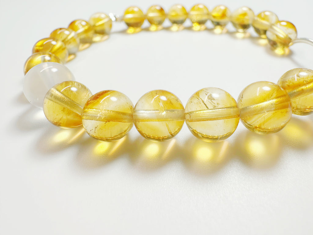 The Yún(云) – Handcrafted, Crystal Bracelet