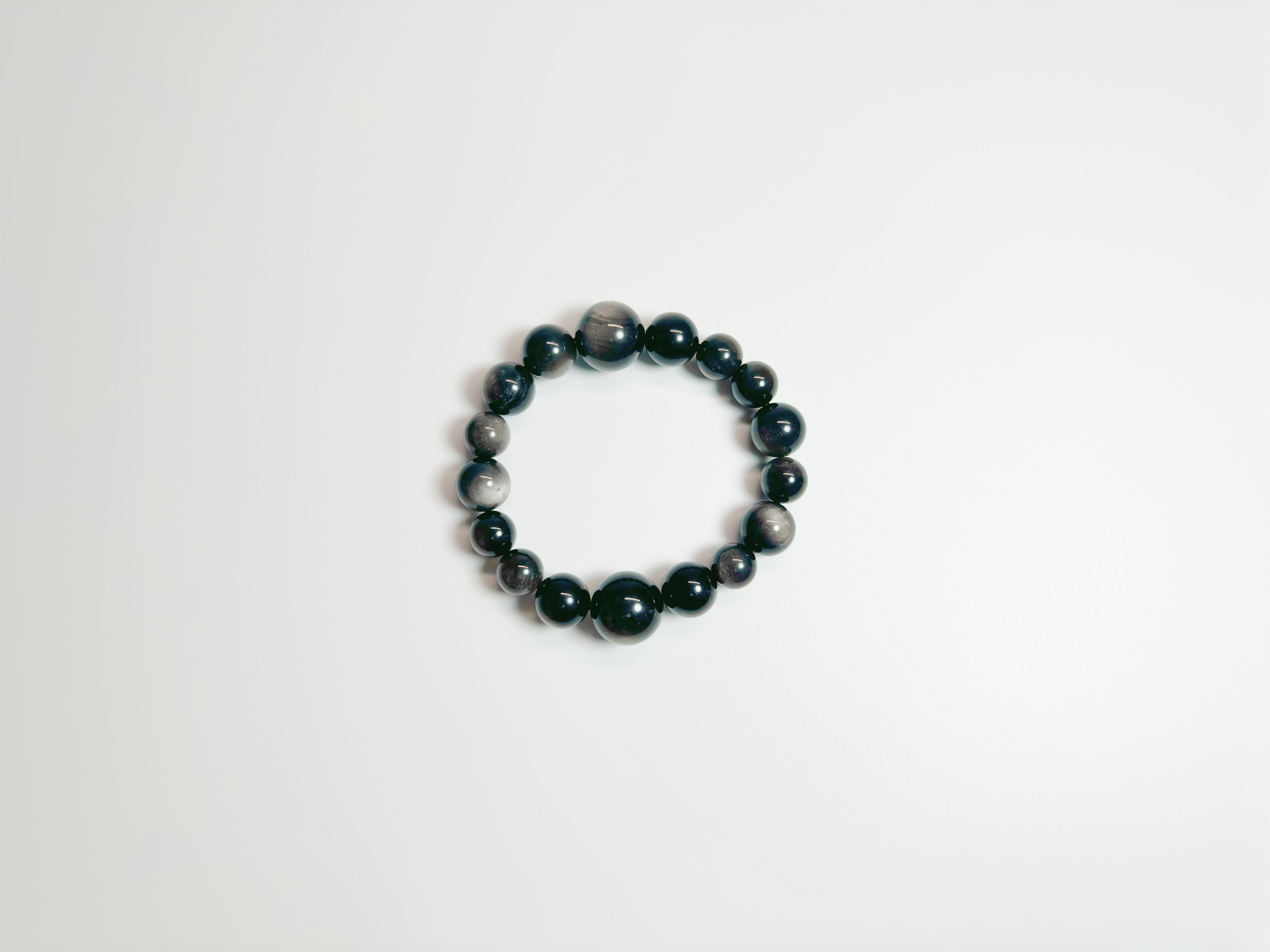 Feng Shui eclipse noire bracelet with black onyx and labradorite - metaphysical protection jewelry