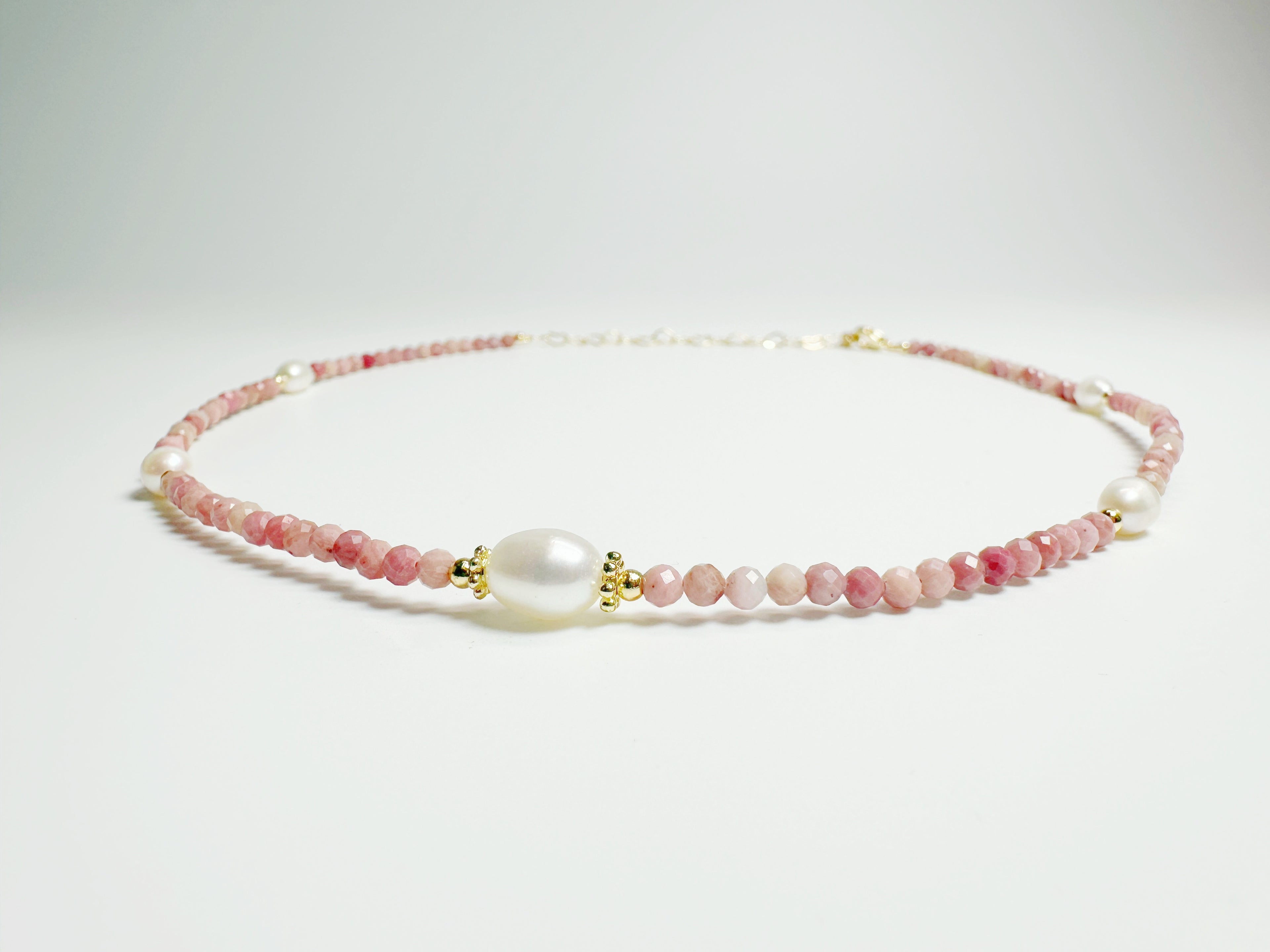 Feng Shui rose imperiale necklace with rose quartz and gold - metaphysical love jewelry